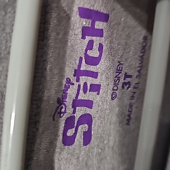 Disney Stitch tee shirt - Picture 3 of 4